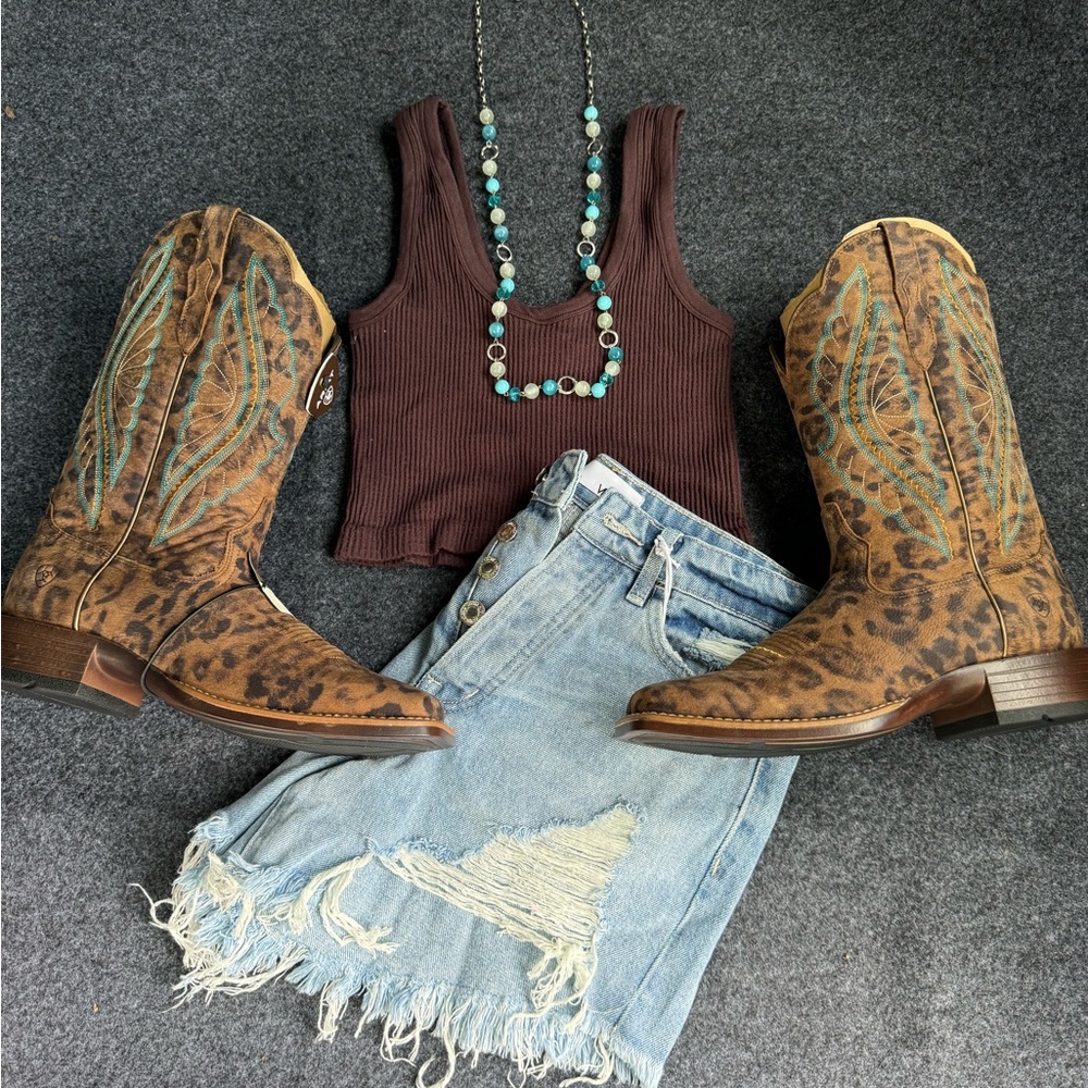 Ariat